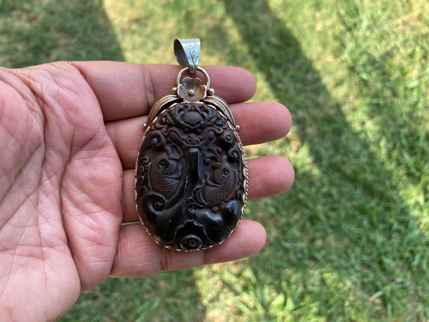 Pisces Zodiac Symbol Tibetan Silver Pendant, Black Obsidian, Fish Symbol Pendant, Birth Sign Jewelry, Horoscope Inspired, Astrology Jewelry