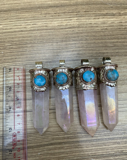 Pointed crystal pendant with Turquoise: Mystical Allure
