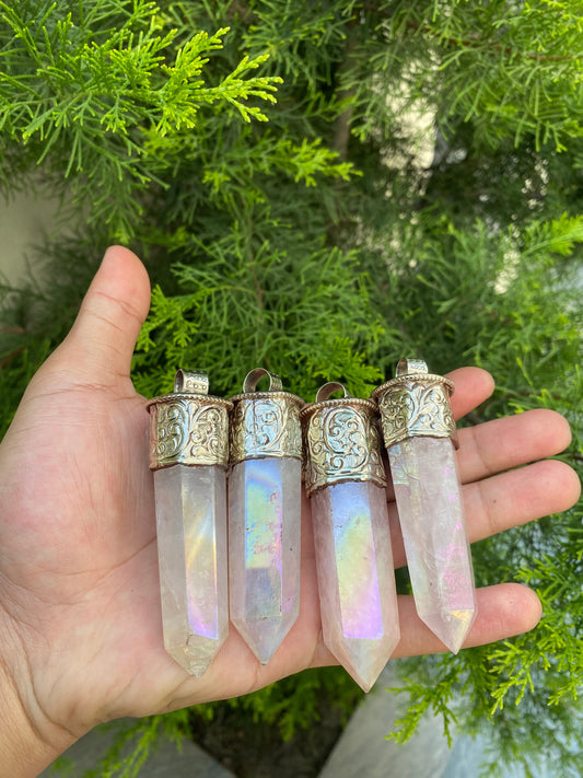 Pointed crystal pendant with Turquoise: Mystical Allure