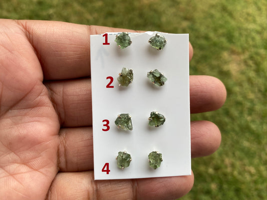 Raw Natural Peridot Gemstone Sterling Silver Stud Earrings, Peridot Earrings, Prong Stud Earring, August Birthstone, Ear Stud, Bridesmaid
