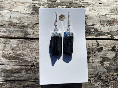 Raw Black Tourmaline Earrings, Silver Electroplated, Raw Gemstone Earrings, Dangle Earring, Gifts for Mom, Mothers Day Gift, Healing Crystal