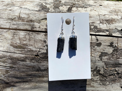 Raw Black Tourmaline Earrings, Silver Electroplated, Raw Gemstone Earrings, Dangle Earring, Gifts for Mom, Mothers Day Gift, Healing Crystal