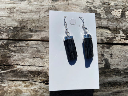 Raw Black Tourmaline Earrings, Silver Electroplated, Raw Gemstone Earrings, Dangle Earring, Gifts for Mom, Mothers Day Gift, Healing Crystal