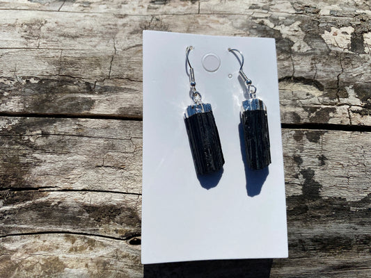 Raw Black Tourmaline Earrings, Silver Electroplated, Raw Gemstone Earrings, Dangle Earring, Gifts for Mom, Mothers Day Gift, Healing Crystal