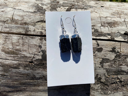 Raw Black Tourmaline Earrings, Silver Electroplated, Raw Gemstone Earrings, Dangle Earring, Gifts for Mom, Mothers Day Gift, Healing Crystal