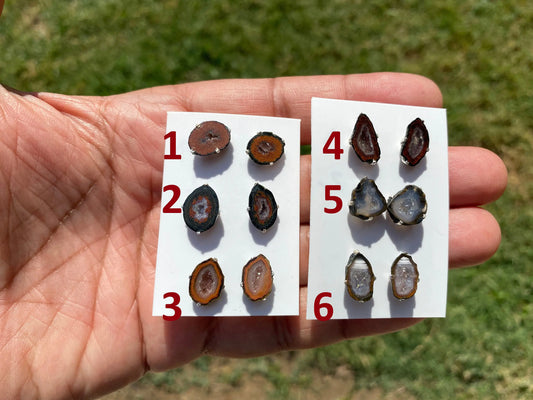 Raw Geode Sterling Silver Studs, Geode Crystal Ear Stud, Raw Crystal Prong Earrings, Tabasco Geode Post Earring, Druzy Earring, Light Weight