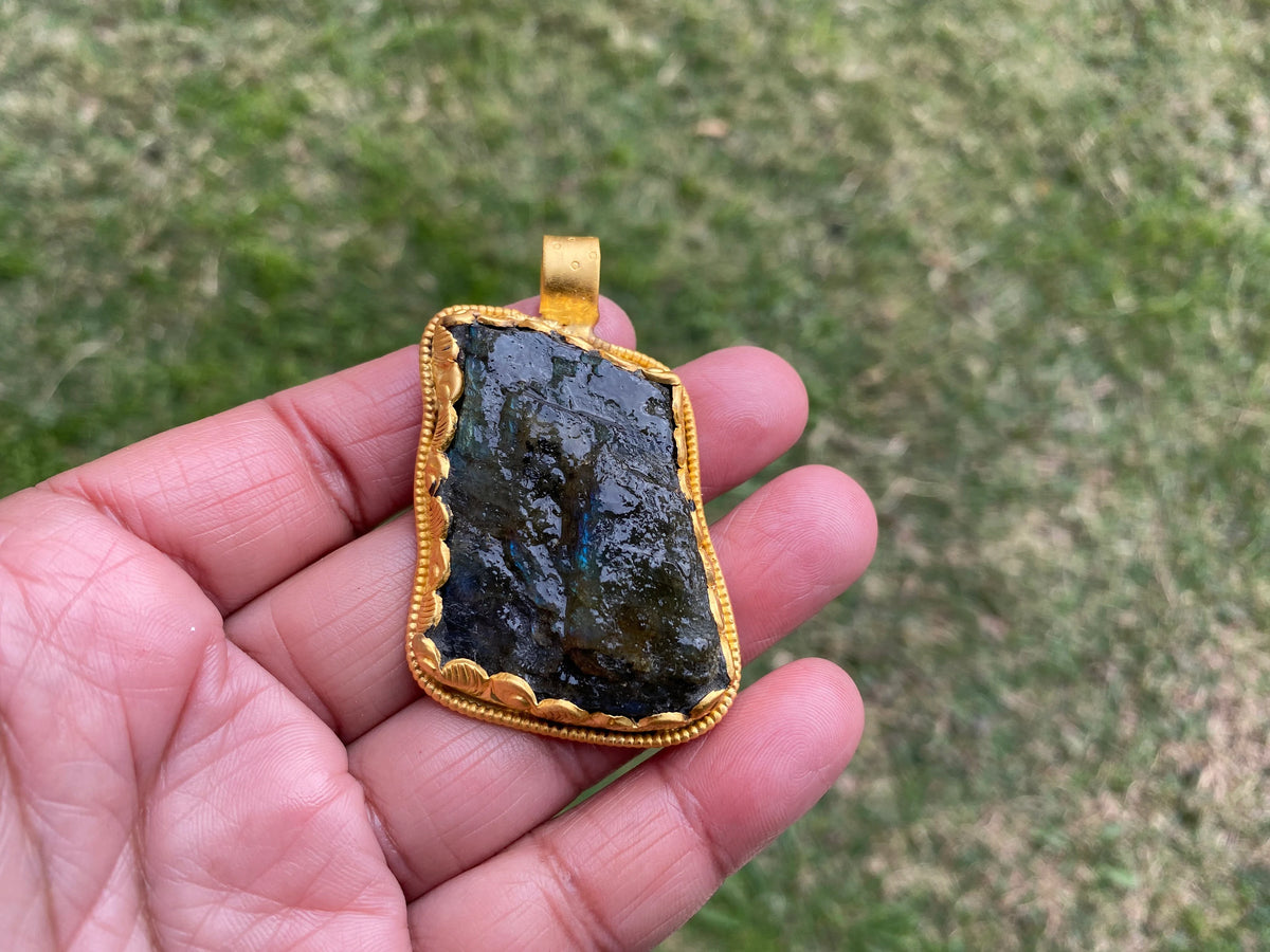 Raw Labradorite Natural Stone, Non Tarnish Brushed Gold Overlay, Natural Stone Jewelry, Natural Beauty, Grounding Gem, Unique Jewelry