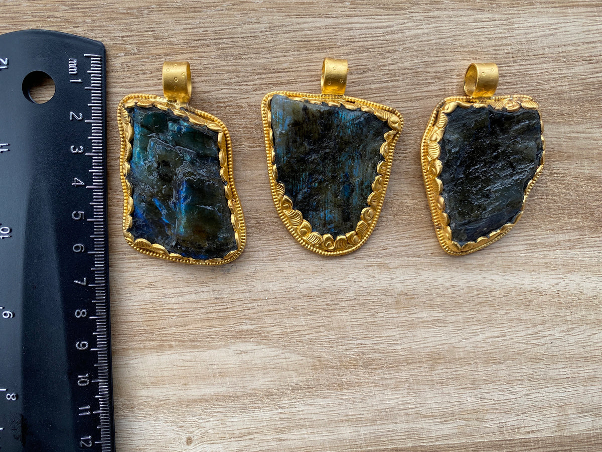 Raw Labradorite Natural Stone, Non Tarnish Brushed Gold Overlay, Natural Stone Jewelry, Natural Beauty, Grounding Gem, Unique Jewelry