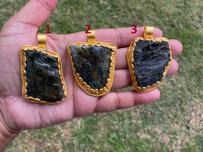 Raw Labradorite Natural Stone, Non Tarnish Brushed Gold Overlay, Natural Stone Jewelry, Natural Beauty, Grounding Gem, Unique Jewelry