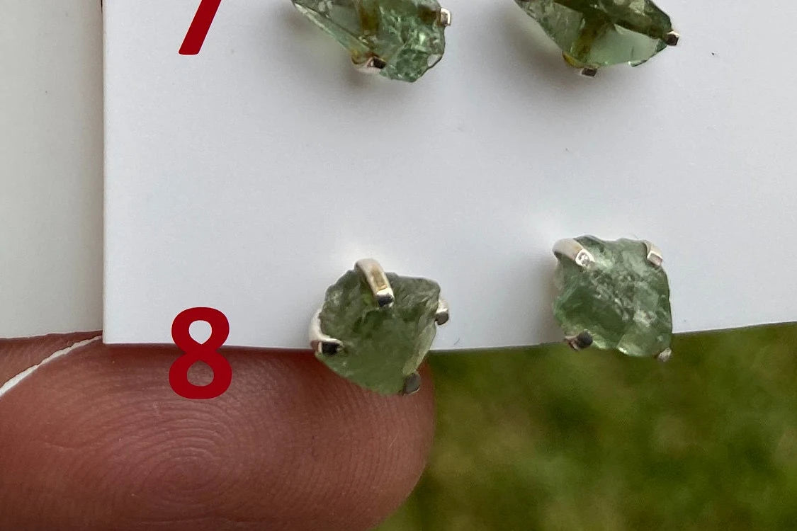 Raw Natural Peridot Gemstone Sterling Silver Stud Earrings, Peridot Earrings, Prong Stud Earring, August Birthstone, Ear Stud, Bridesmaid