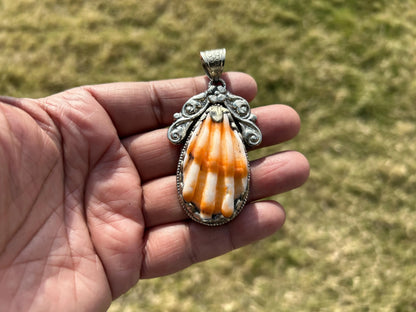Raw Spiny Oyster Shell Tibetan Silver Pendant, Native American Style Jewelry, Southwestern Jewelry, Bohemian Jewelry For Men or Women