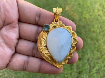 Sea Shell Tibetan Pendant, 18K Brushed Gold Overlay, Citrine or Aquamarine Gemstone Pendant, Gold Pendant for Necklace, Hill tribe Jewelry