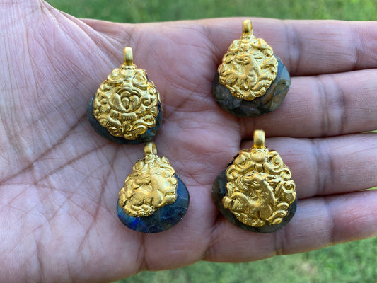 Small Labradorite Gemstone Pendant, 18K Brushed Gold Overlay, Animal Designs Pendant,Healing Crystal Pendant for Gold Chain,Birthstone Charm