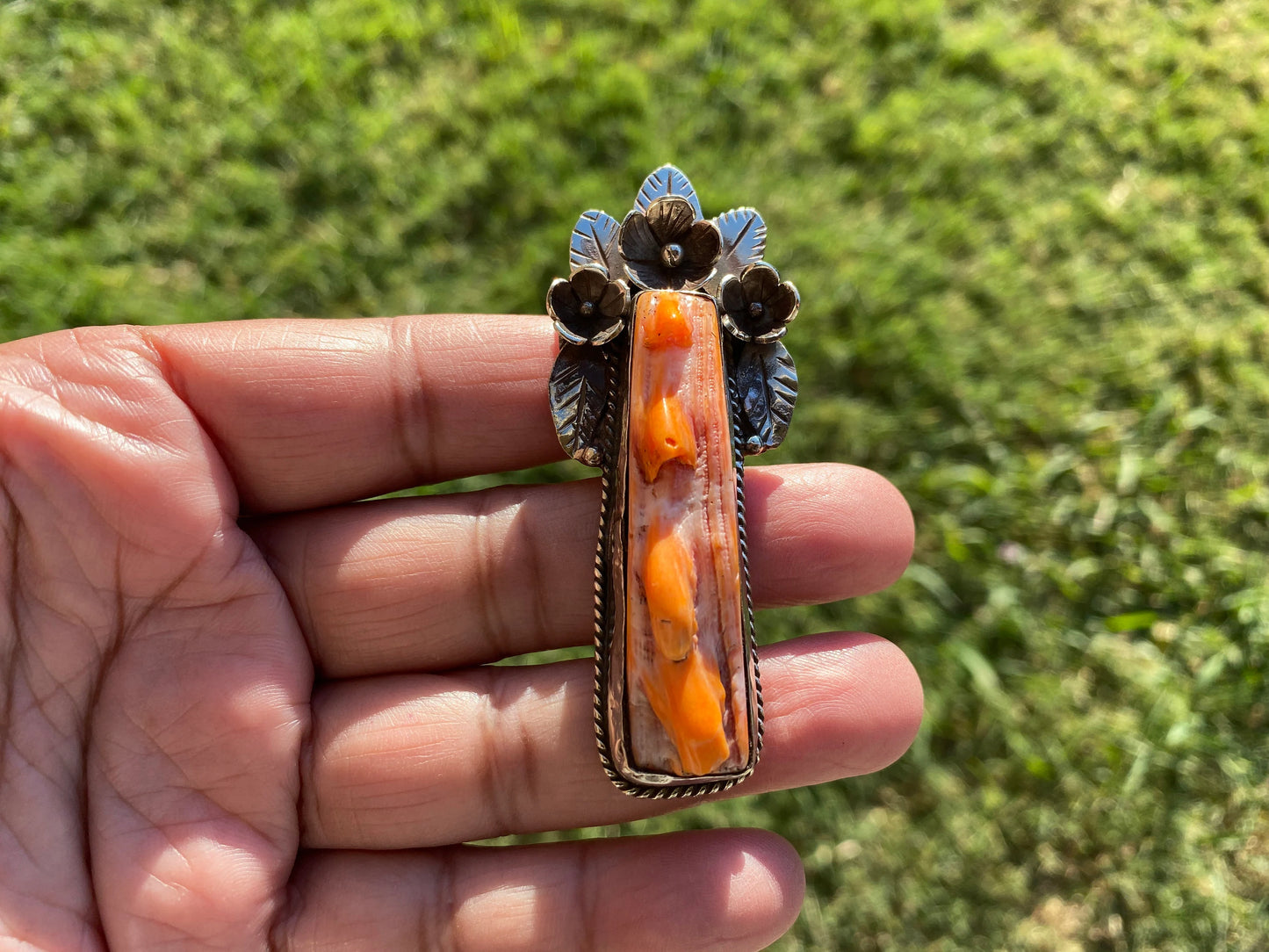 Small Long Orange Spiny Oyster Shell Tibetan Silver Pendant, Native American Style, Southwestern Jewelry, for Men or Women, Spiky Thorny