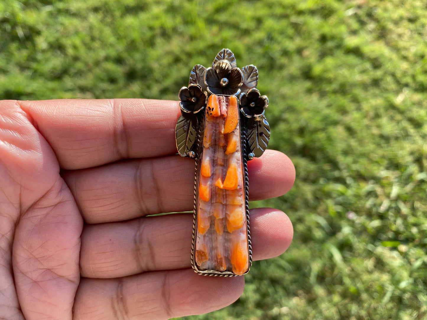 Small Long Orange Spiny Oyster Shell Tibetan Silver Pendant, Native American Style, Southwestern Jewelry, for Men or Women, Spiky Thorny