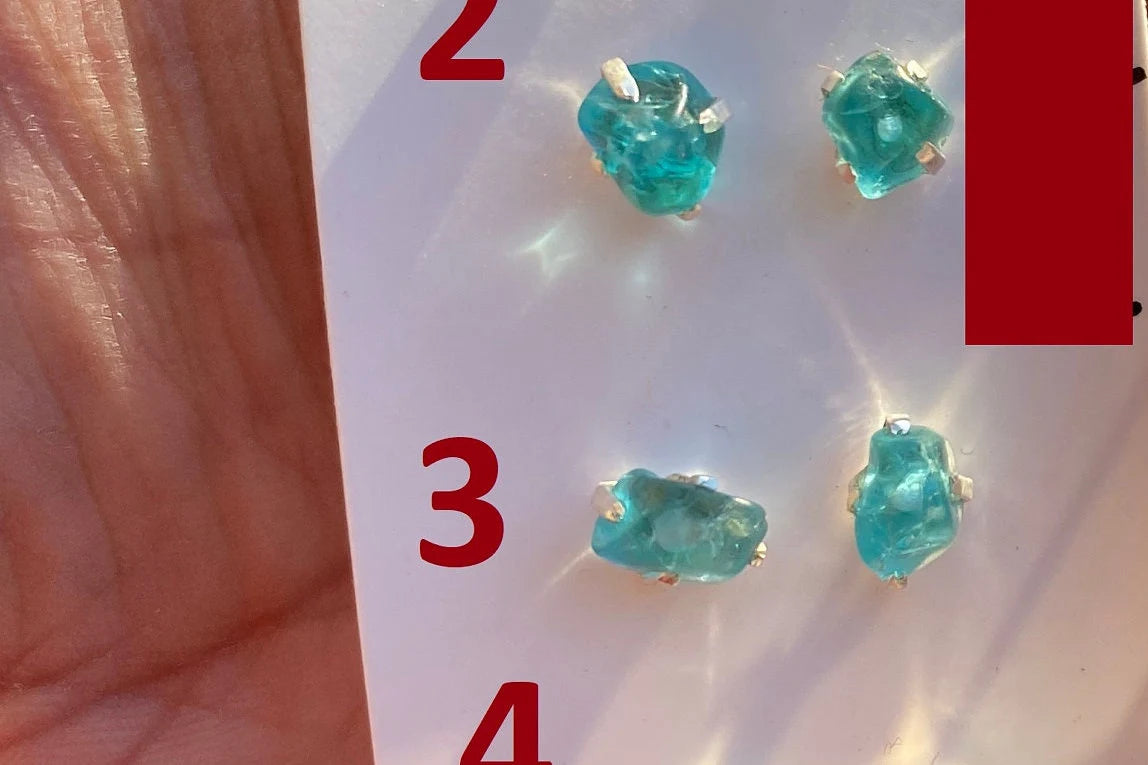 Small Raw Blue Apatite Sterling Silver Stud Earrings, Raw Blue Apatite Earring, Blue Apatite Gemstone, Apatite Crystal, Blue apatite jewelry
