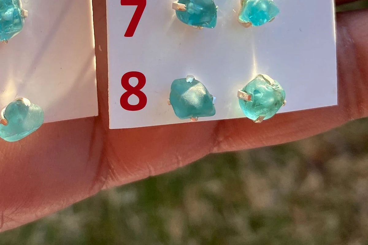 Small Raw Blue Apatite Sterling Silver Stud Earrings, Raw Blue Apatite Earring, Blue Apatite Gemstone, Apatite Crystal, Blue apatite jewelry