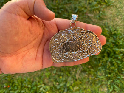 Smoking Marijuana Lips Buffalo Bone Tibetan Silver Pendant, 420 Friendly, Smoke Weed Everyday, Joint, Blunt,  Marijuana Leaf, Cannabis