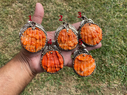 Spiny Oyster Shell Tibetan Silver Large Pendant, Native American Style Jewelry, Southwestern Jewelry, Spiky Thorny Pendant, Seashell Jewelry