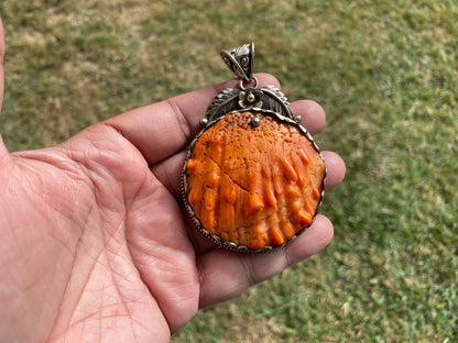 Spiny Oyster Shell Tibetan Silver Large Pendant, Native American Style Jewelry, Southwestern Jewelry, Spiky Thorny Pendant, Seashell Jewelry