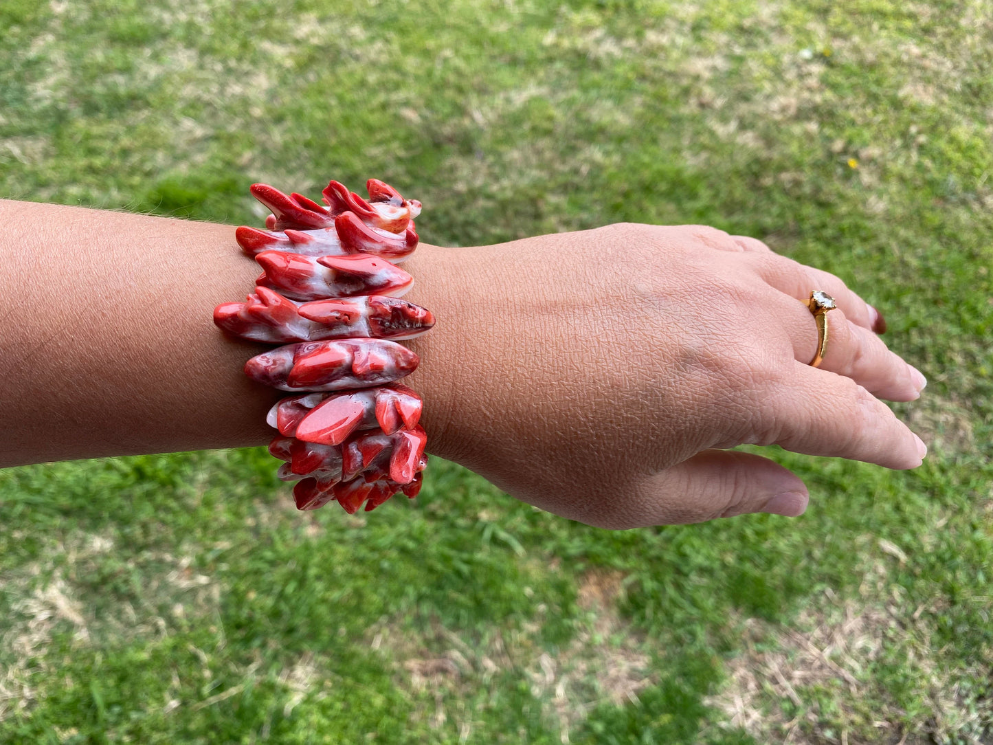 Stretch Natural Spiny Oyster Shell Elastic Bracelet, Orange or Red Shell, Collectible Art & Jewelry, Southwestern Bracelet, Gifts Idea