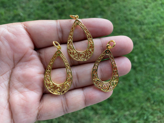 Teardrop Gold Charm,18K Gold Overlay Over Brass,Charms for Earring/Necklace/Bracelets,Bridesmaids Pendant, Jewelry Findings,Jewelry Supplies