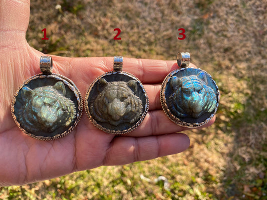 Tiger Hand Carved Labradorite Tibetan Silver Pendant, Tiger Pendant, Labradorite Tiger, Blue Labradorite, Crystal Pendant, Animal Pendant