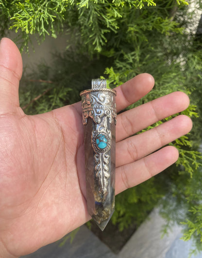 Turquoise-Enhanced Pointed Labradorite Jewelry, Pointed Labradorite Pendant with Turquoise Accent.