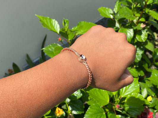 Twisted Copper Bracelet, Adjustable Copper Bracelet, Unisex Bracelet, Yin Yang adorned on twisted Bracelet, Bracelet for Daily wear, Gift.