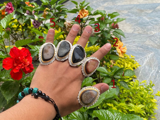 Two toned adjustable ring adorned with Duzy Agate, Aesthetic Ring, Antique Ring.