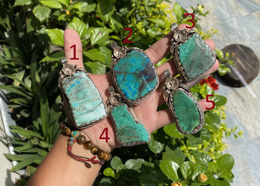 Unique Handmade Healing Raw Chrysocolla Pendant – Unisex Boho Chic Jewelry, Natural Gemstone Pendant, Perfect for gift, Hammered pendant.
