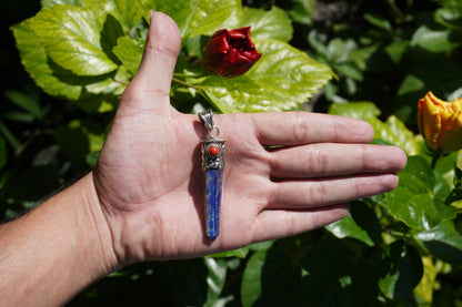 Unique Pointed Lapis Lazuli with Red Coral Pendant | Floral Design in Tibetan Silver, Daily Wear Jewlery, Hammered Pendant, Gift for him/her
