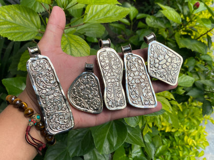 Unique Raw Lapis Pendant adorned with Red Coral and Tibetan Silver, Daily wear Pendant, Handmade Floral Design, Unisex Pendant, Unique gift.