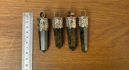 Tibetan Silver Labradorite Pendant | Unisex Artisan Design Jewelry, Natural Stone Pendant, Handmade Unique Gift, Pointed Healing Pendant