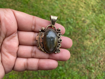 Natural Labradorite Tibetan Silver Pendant with Gemstone, Healing Crystal, Women Jewelry, Birthstone, Ethnic Jewelry, Natural Stone Pendant