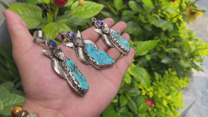Artisan-Crafted Floral Pendant: Turquoise, Lapis, and Tibetan Silver Beauty, Pendant for Positivity, Hammered design, Unisex boho pendant.
