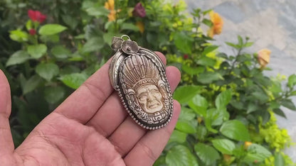 Large Indian chief pendant, Indian chief face carved in buffalo bone, Antique pendant, Unique pendant for daily wear, Boho fashion, Unisex.