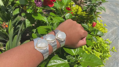 Everyday Wear Bracelet: Handcrafted for Inner Peace, Your travel companion, Healing Support, Natural sea Shell, Two tone Bracelet, Unisex.
